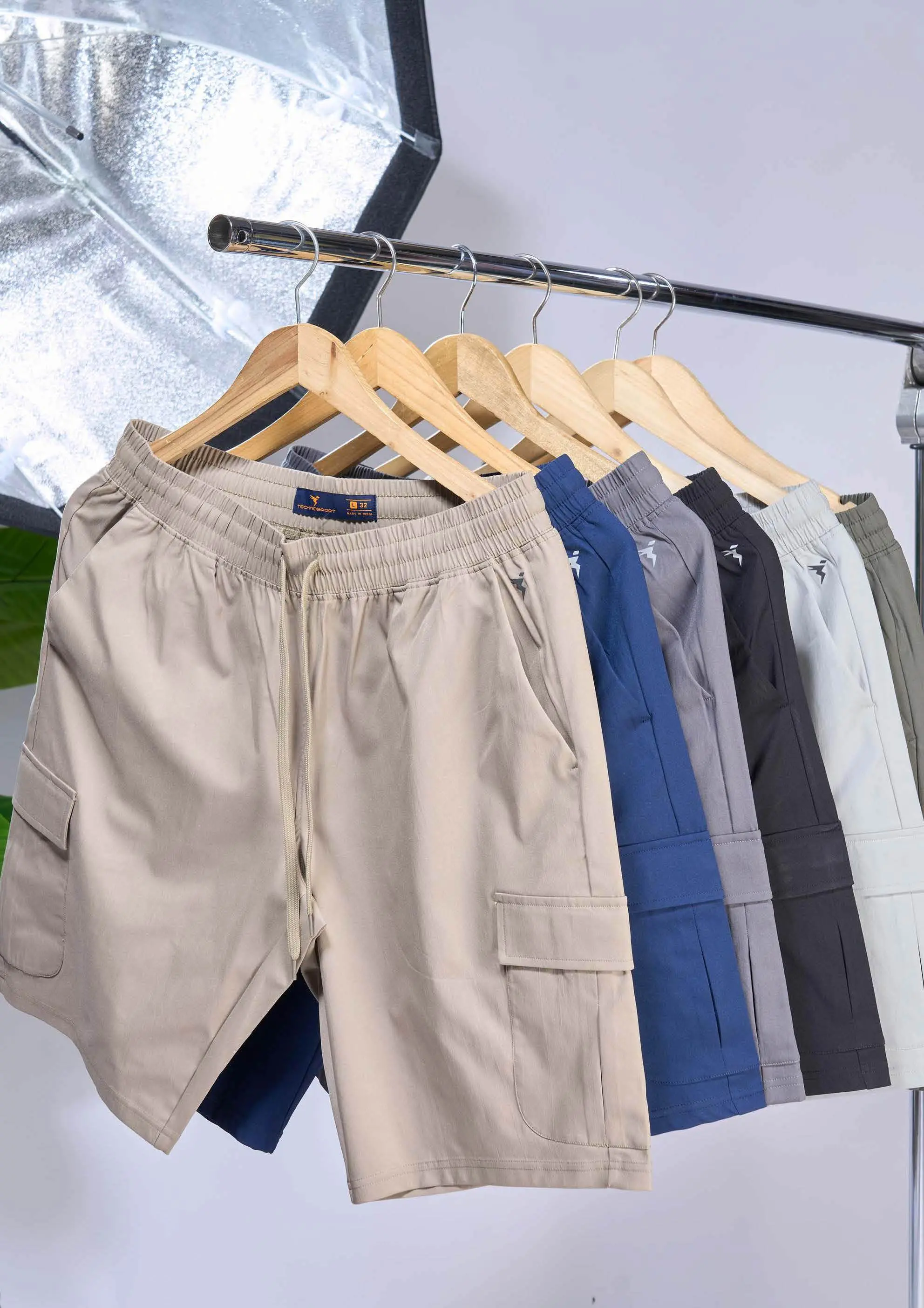 [OR86/2-6-XL] TECHNOSPORT MENS CARGO SHORTS